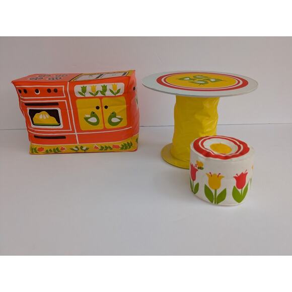 VTG 1960s Barbie Doll Lot w/ Case, Clothes, Blow-Up Furniture Accessories - Picture 7 of 11